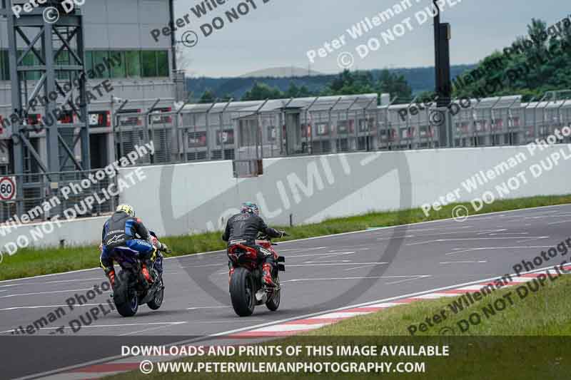donington no limits trackday;donington park photographs;donington trackday photographs;no limits trackdays;peter wileman photography;trackday digital images;trackday photos